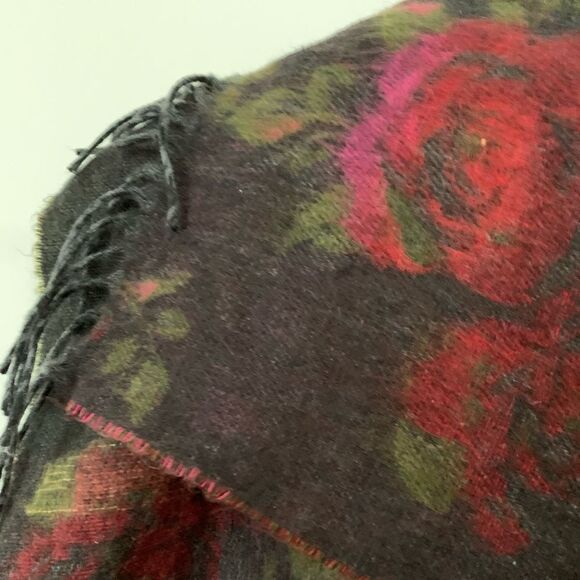 Collection Eighteen dark green/red scarf, soft and warm, fringes - Picture 5 of 5